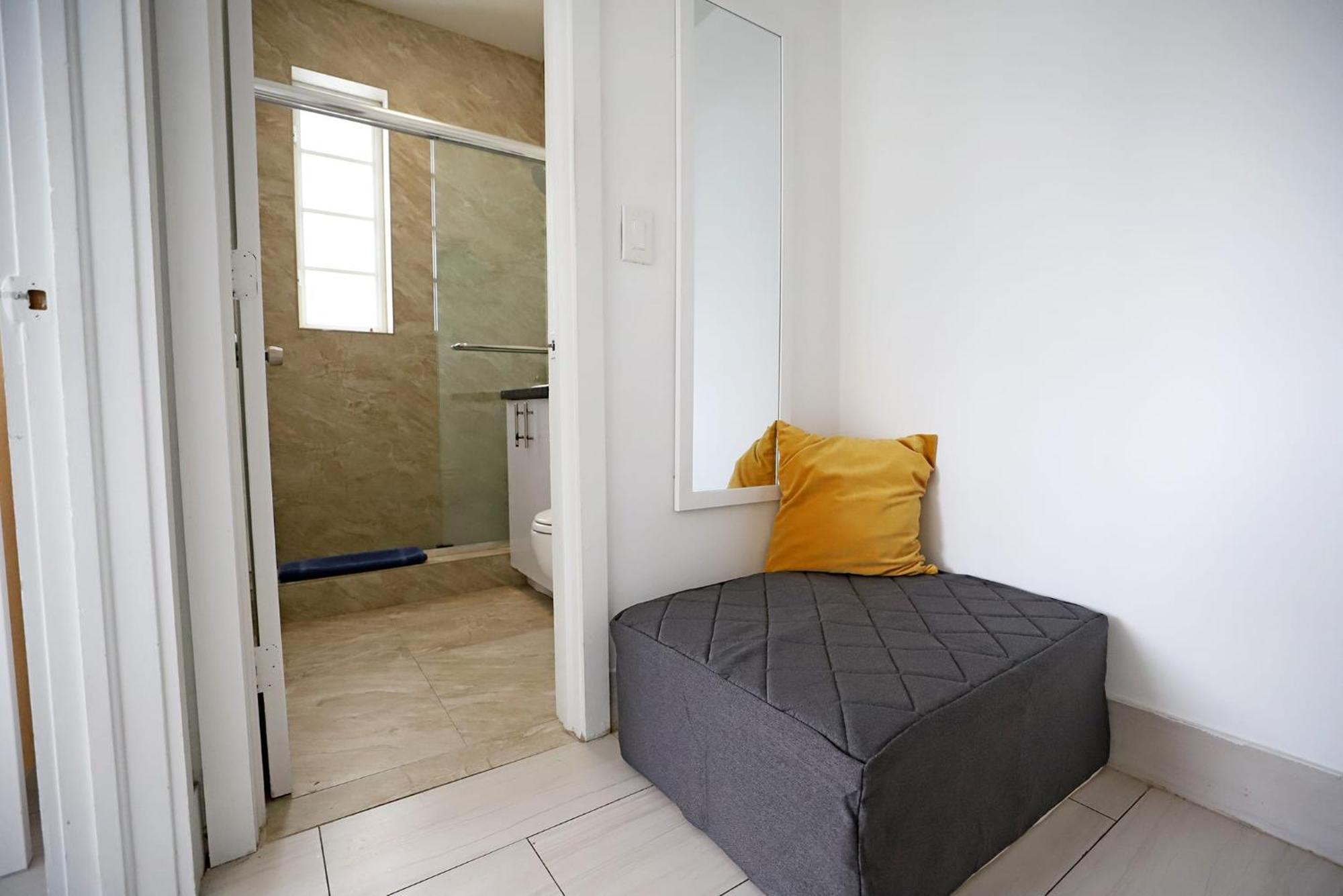 2 Bedroom Apartment 3 Minute Walk To South Beach & Ocean Drive Miami Beach Exterior foto